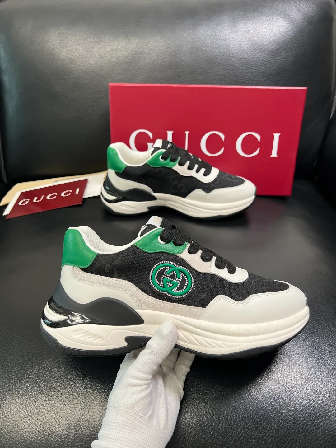 Men's shoes 💰800 Gucci top purchasing Gucci counter new model, original factory configuration imported cowhide from Italy with printed fabric, imported cowhide lining, breathable and comfortable, sole: original factory special sole is super comfortable, original factory and single goods are high quality, welcome to compare, code number 38-44 (customized 45)